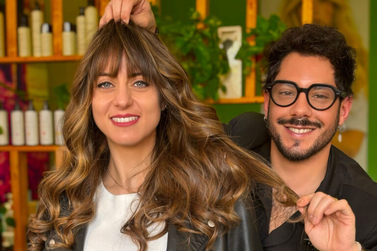 Servizio di colorazione professionale Capelli con prodotti Artègo da I Mori Parrucchieri